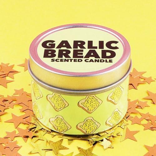 Are Garlic Bread Scented Candles The Scent Your Home Needs?