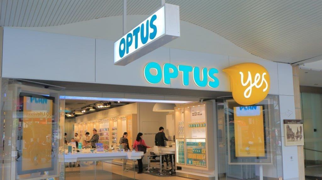 Major Mobile Network Goes Down Causing Outages
