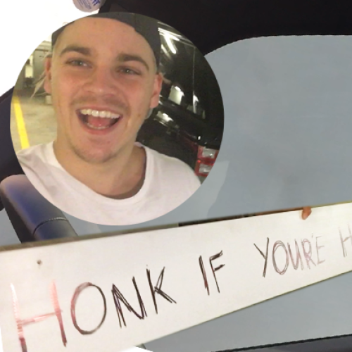 Jackie O Pranked with 'Honk If You're Horny' Sign