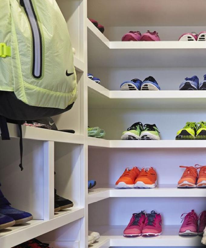 Inside Khloe Kardashian S Fitness Closet