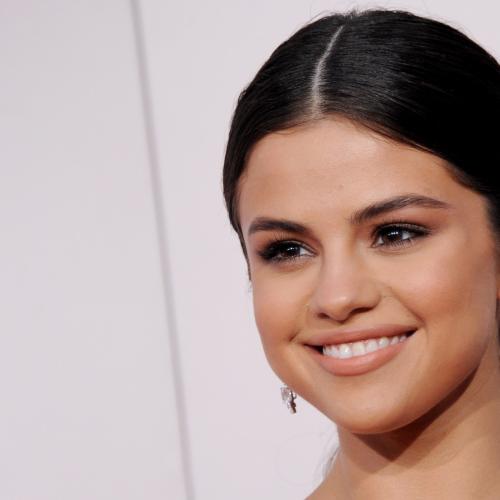Selena Gomez Is Releasing Her Own Makeup Line This Year!