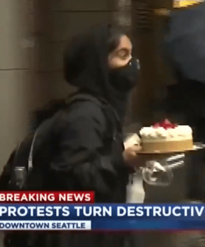 Light Amidst The Dark A Legendary Us Protester Loots Entire