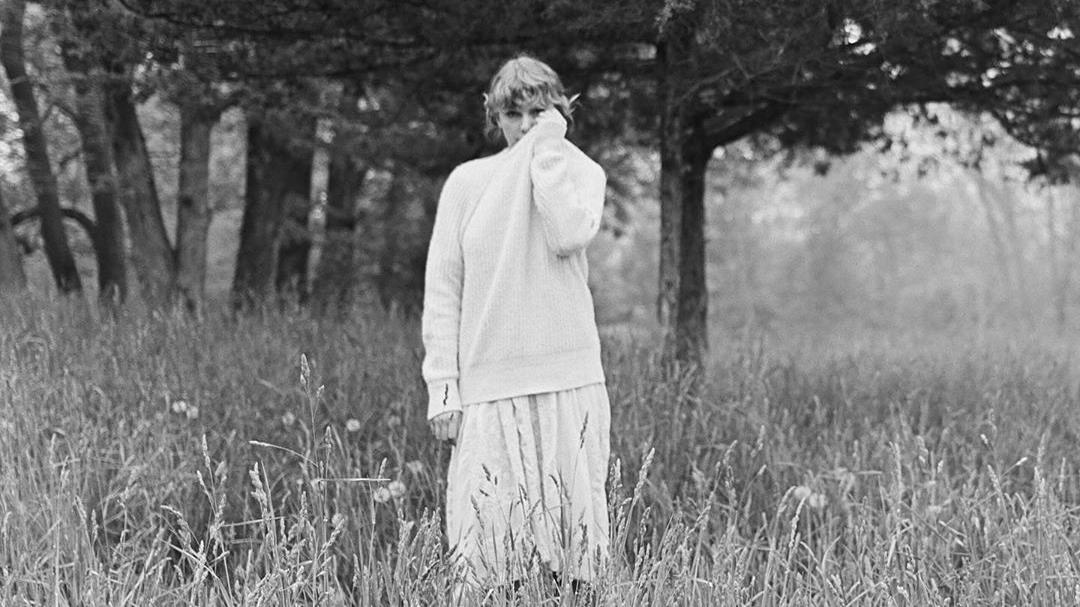 Taylor Swift Sent 'Folklore' Cardigan To Kobe Bryant's Daughter, Natalia
