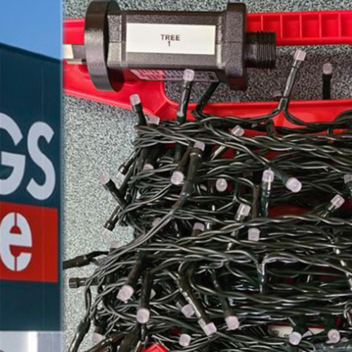 These $15 Christmas Storage Light Containers From Bunnings Have Everyone Rushing Out To Buy Them