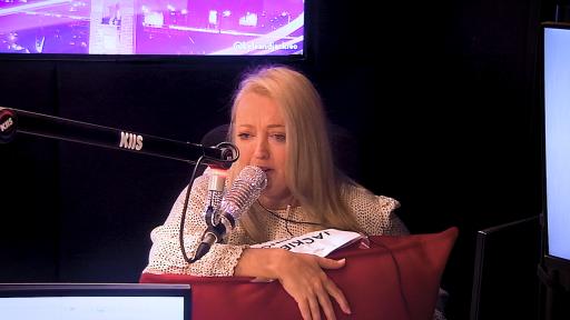 Jackie O's skateboard injury!