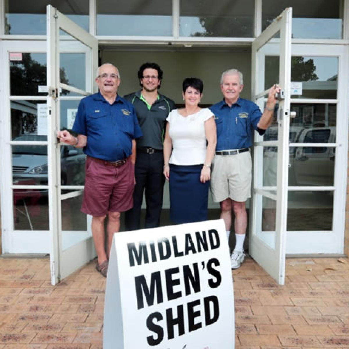 People Are Losing 2kg In One Week By Changing One Thing Dietitian, juliette kellow investigates the and even though both green and black teas contain caffeine, health experts say there's an insufficient amount in a cup of tea to cause a diuretic effect. are losing 2kg in one week by changing