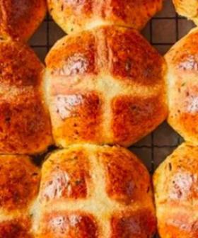 Jamie Oliver Has Released A New Hot Cross Bun Recipe And Everyone Agrees, It's Not A Thing