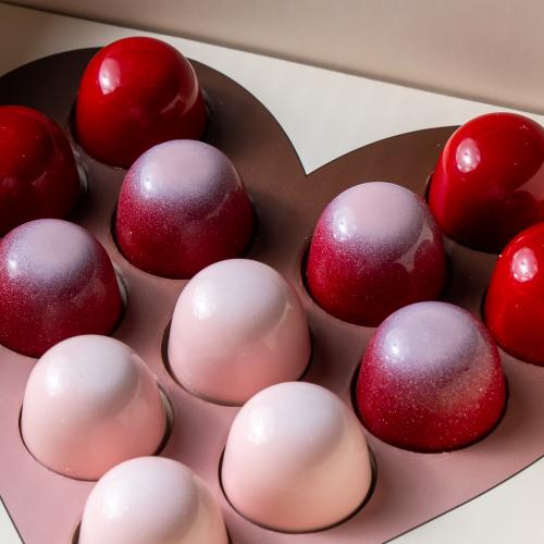 Messina's Dropped A Gorgeous Valentine's Day Bon Bon Box