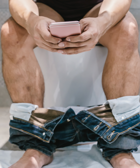 How To Get Over Toilet Anxiety At Work!