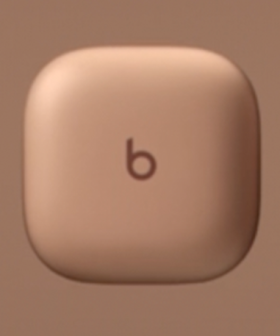 Kim Kardashian x Beats Collab!