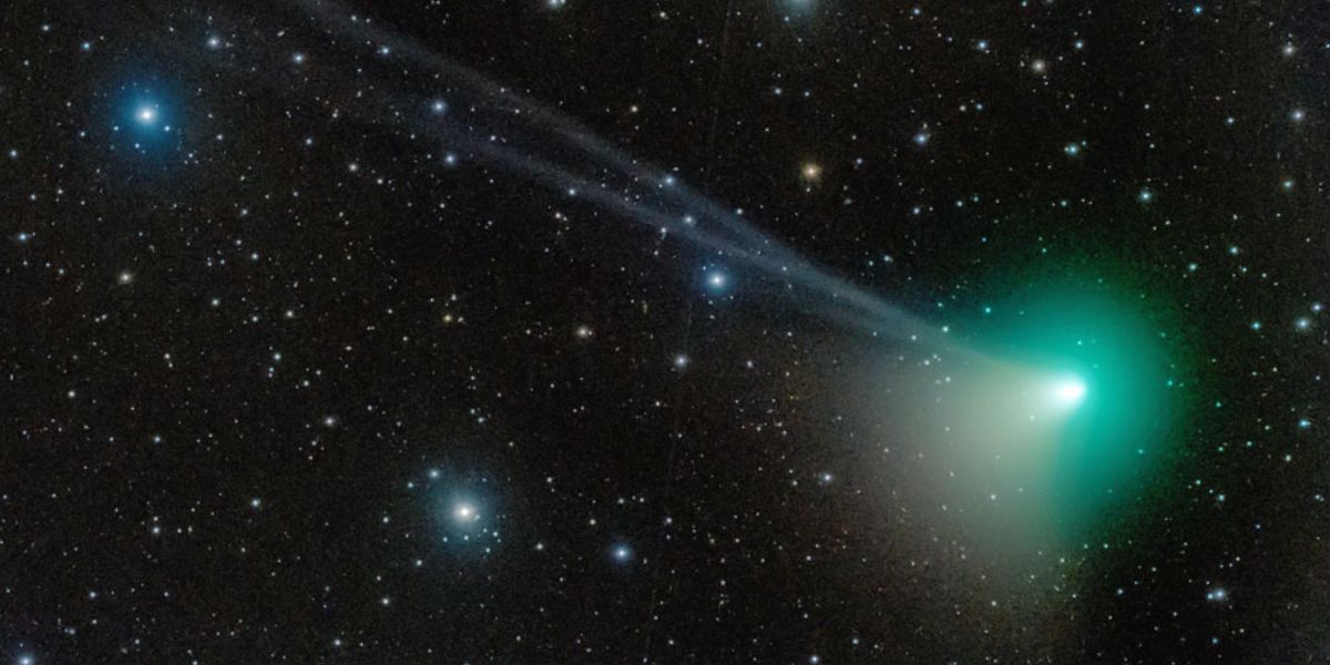 Комета будет видна. Комета c/2022 e3. Зеленая Комета 2023. Комета c/2023 e1. Полет кометы.