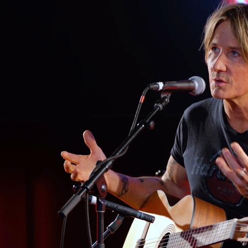 "My Dad Was An Alcoholic" - Keith Urban Explains Heartfelt Story Behind New Song In Revealing iHeartLive